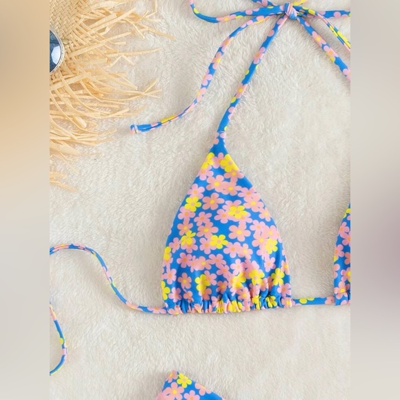 Floral Halter Triangle Bikini Swimsuit - Picture 3 of 5